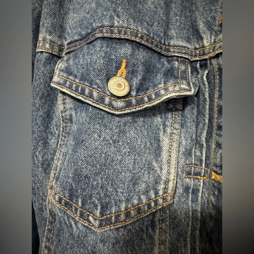 Classic Jean Jacket for Women -  Old Navy - Picture 6 of 8